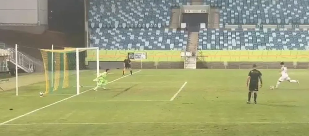 Pênalti decisivo: goleiro do Cuiabá avança dois passos antes da cobrança, defende e gera revolta no Paulistano