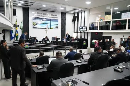 Câmara de Cuiabá deixa votações para sexta-feira