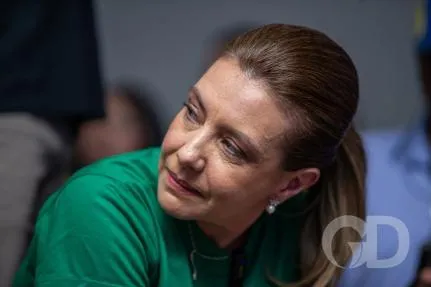 Moretti suspende pagamentos por 90 dias e cria comissão de contratos