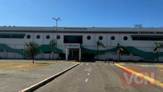 Moretti nomeia novos servidores na Prefeitura de VG; confira nomes Maior número de nomeações foi na Secretaria de Viação e Obras, um total de 27 comissionados