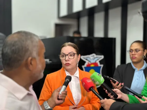 Paula Calil destaca harmonia entre Legislativo e Executivo na Sessão Inaugural