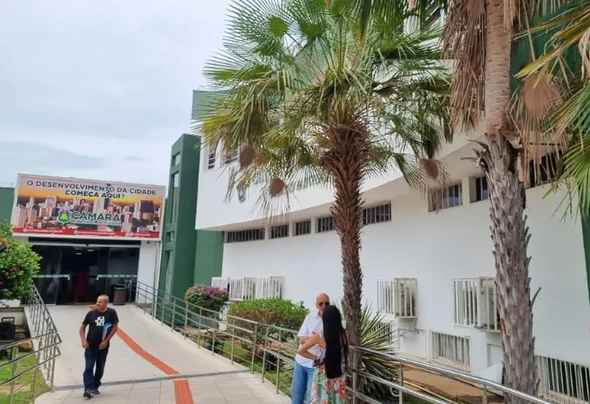 Vereador quer proibir contratação de parentes no serviço público A proposta se aplica a todas as formas de vínculo funcional no Executivo e Legislativo Municipal