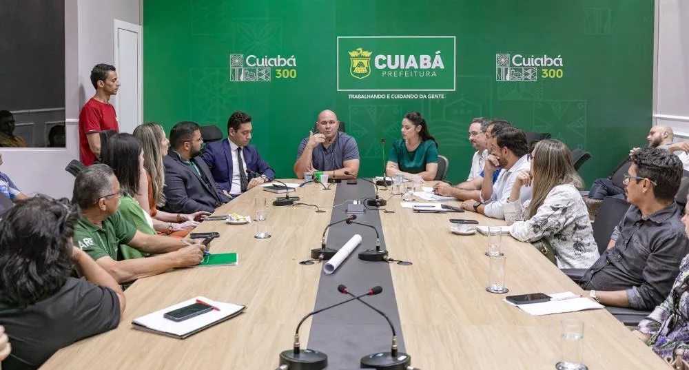 Prefeitura de Cuiabá anuncia medidas para reordenar e valorizar o Shopping Orla