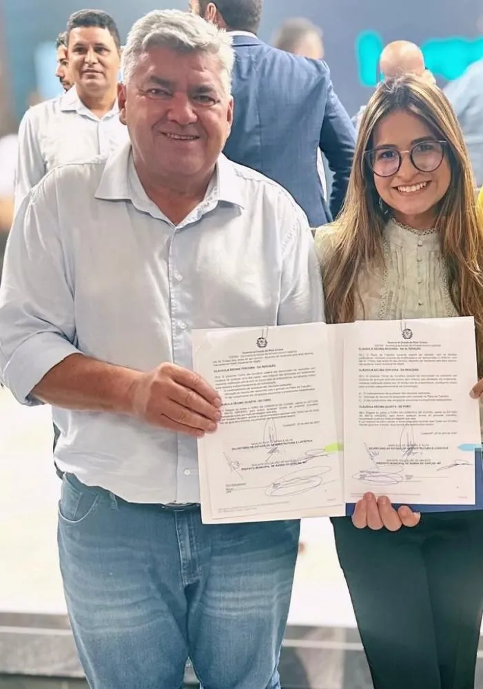 “O senhor é um homem de quantas palavras?”, questiona vereadora ao prefeito de Barra do Garças, Dr. Adilson