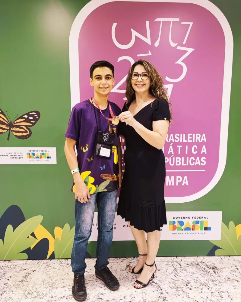 Ouro na OBMEP, aluno de Campo Verde recebe medalha em cerimônia no Rio de Janeiro