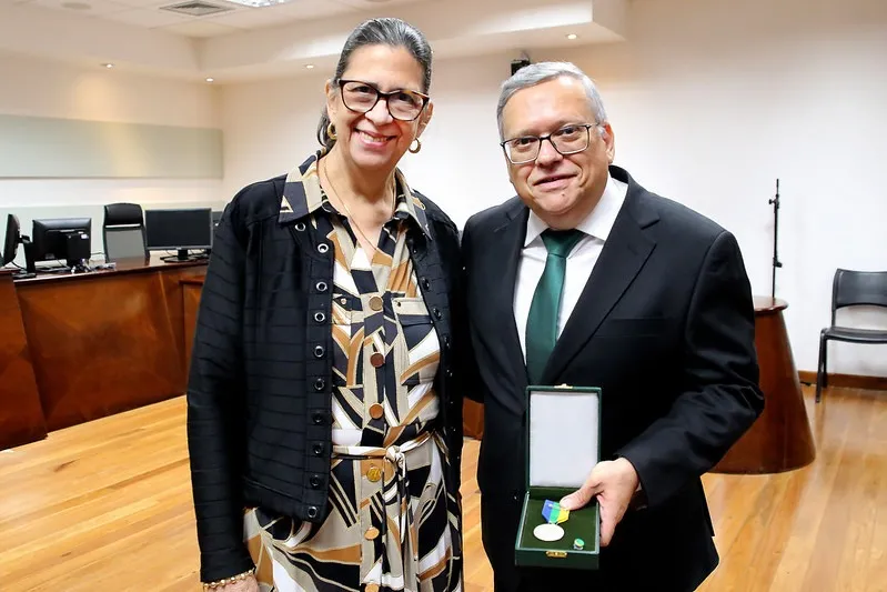 TV Assembleia é homenageada pelo TRE-MT com Medalha do Mérito Eleitoral
