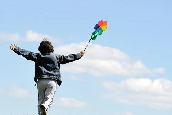 ALMT passa em primeira votação projeto que adapta sinais sonoros em escolas para autistas