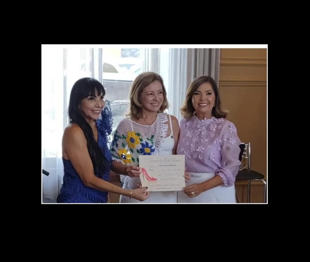Damas de Mato Grosso: Festa linda, com a prefeita de VG Flávia Moretti valorizando nossas rendeiras!