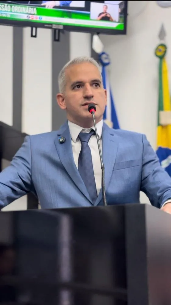 Fred Gahyva apresenta projeto para modernizar agendamento na saúde pública de Cuiabá