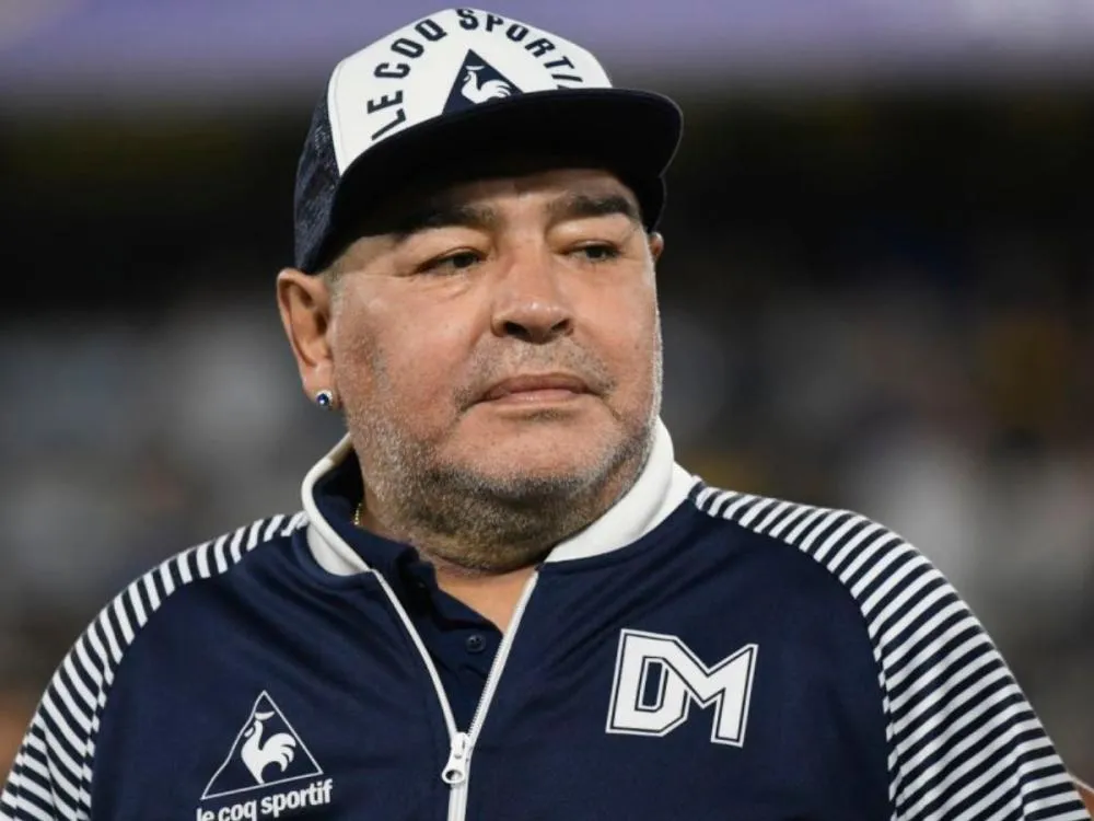 Caso Maradona volta à estaca zero após suspeita de parcialidade Juíza é investigada por suposta ligação com documentário sobre o caso, e tribunal argentino decide anular julgamento que já havia ouvido mais de 40 testemunhas