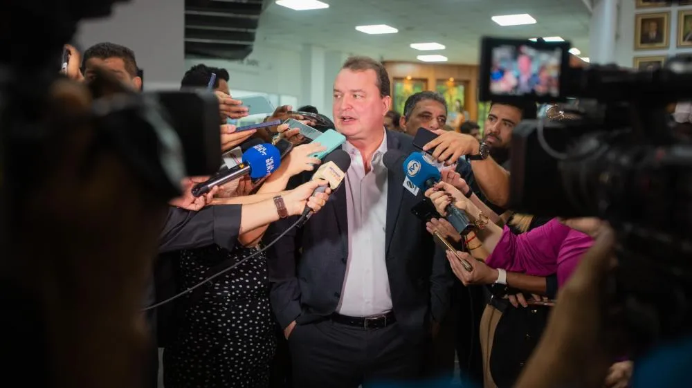 Max Russi destaca conquistas na saúde pública: novas cirurgias bariátricas e reajuste na hemodiálise