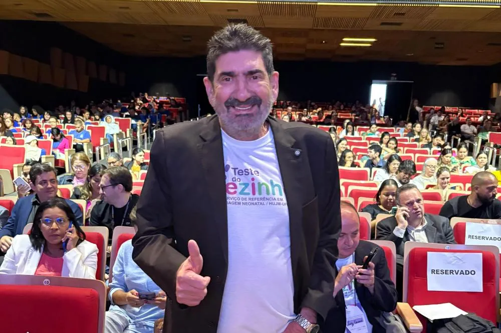 Dr. João emociona ao relembrar trabalho no Hospital Geral e celebra contrato que amplia serviços na unidade