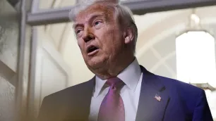 Acordo entre EUA e China: Trump diz que espera por aprovação final Presidente americano afirmou que Pequim forneceria ímãs e minerais de terras raras enquanto os EUA permitiriam estudantes chineses em suas faculdades e universidades