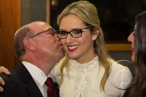 Grupo de Mauro Mendes não confia em Janaina Riva na Mesa Diretora da AL, revelam fontes