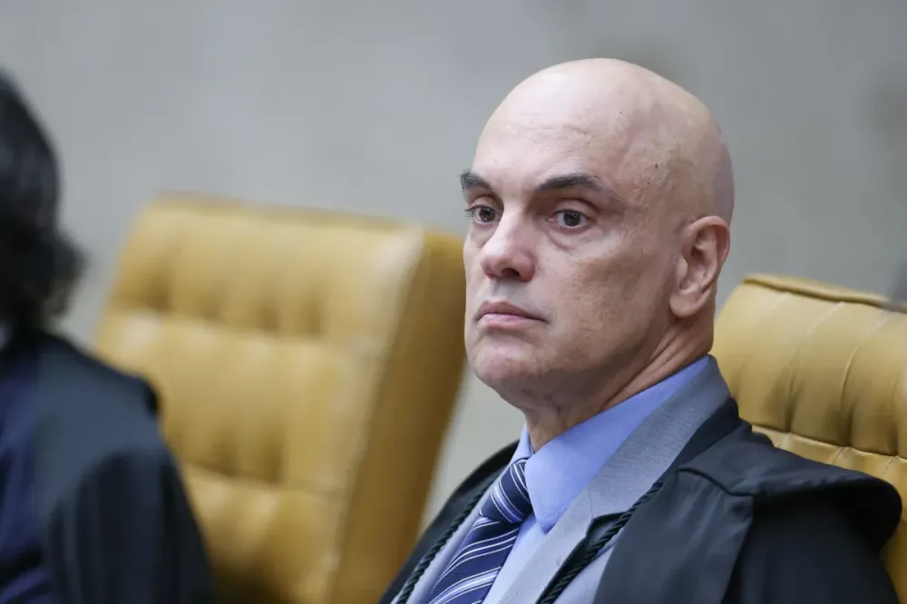 IOF: Moraes suspende atos do governo e do Congresso, e convoca conciliação Ministro cita “indesejável embate” e convoca conciliação