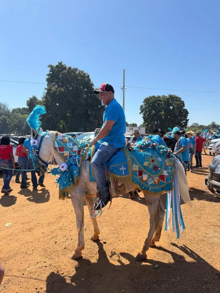 CELEBRAÇÃO Juca do Guaraná participa da tradicional Cavalhada em Poconé e reforça apoio à cultura popular