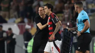 Filipe Luís é direto sobre situação de Pedro no Flamengo após gol no clássico Treinador do Flamengo garante que “crise de relacionamento” com o camisa 9 é assunto encerrado