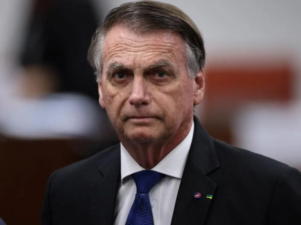 Defesa de Bolsonaro nega tentativa de impedir posse de Lula: “Sempre defendeu a democracia” Réu por tentativa de golpe de Estado e em prisão domiciliar, o ex-presidente apresentou ao STF suas alegações finais dentro do prazo, na tentativa de ser absolvido