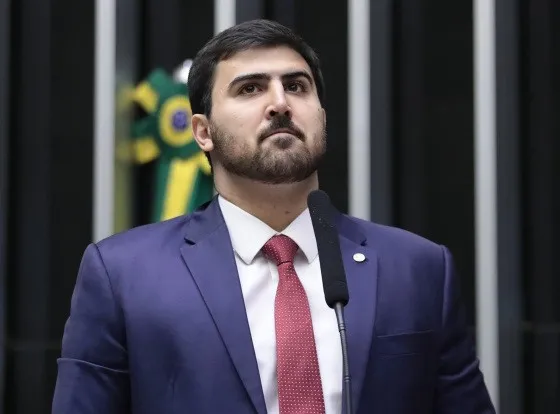 Na contramão da bancada, Emanuelzinho vota contra a PEC da Blindagem em Brasília Deputado mato-grossense se destaca na bancada ao votar contra proposta que facilita blindagem de parlamentares