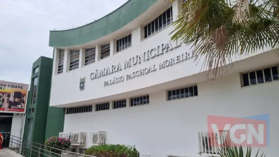 Comissionados terão reajuste nas verbas indenizatórias em Cuiabá Mesa Diretora propõe e Câmara aprova aumento em verbas indenizatórias