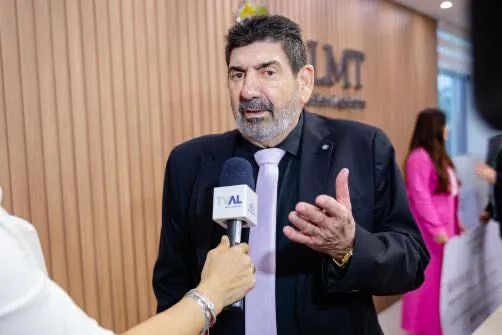 Dr. João trabalha para garantir título de terra a pequenos produtores de Nova Olímpia Segundo o deputado, a regularização é fundamental para fortalecer a agricultura familiar e garantir a permanência das famílias no campo
