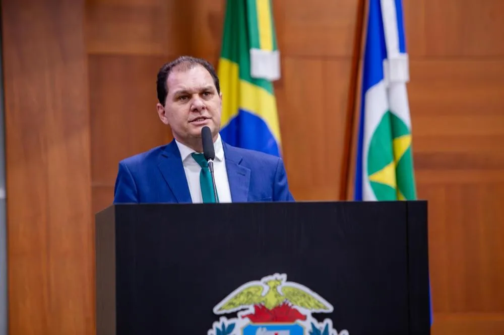Chico Guarnieri cobra providências da Energisa após apagão em Porto Estrela