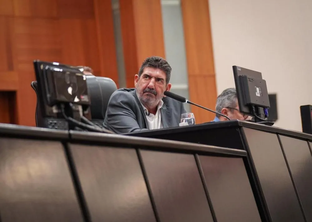 Dr. João acelera e endurece projeto contra adulteração de bebidas; multas podem ultrapassar R$ 1 bilhão