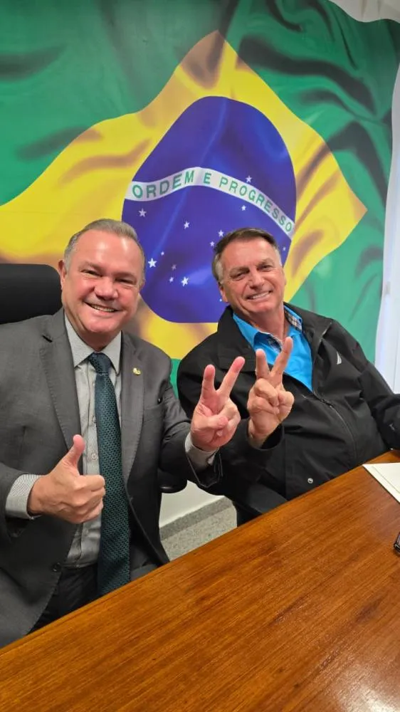 Fagundes destaca vídeo nas redes sociais e reforça compromisso com princípios republicanos no feriado de 15 de Novembro