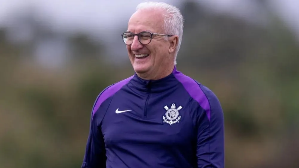Dorival Júnior se iguala a Felipão como maior vencedor da Copa do Brasil