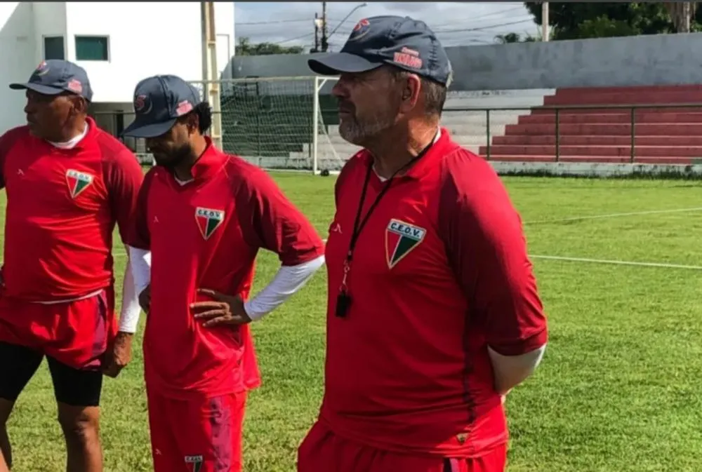 “Nós fomos melhores, fomos superiores”, diz técnico do Operário após vitória na estreia do estadual