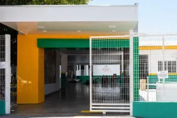 COM 560 ALUNOS Prefeitura de Cuiabá inaugura nova escola com 18 salas no bairro Novo Horizonte
