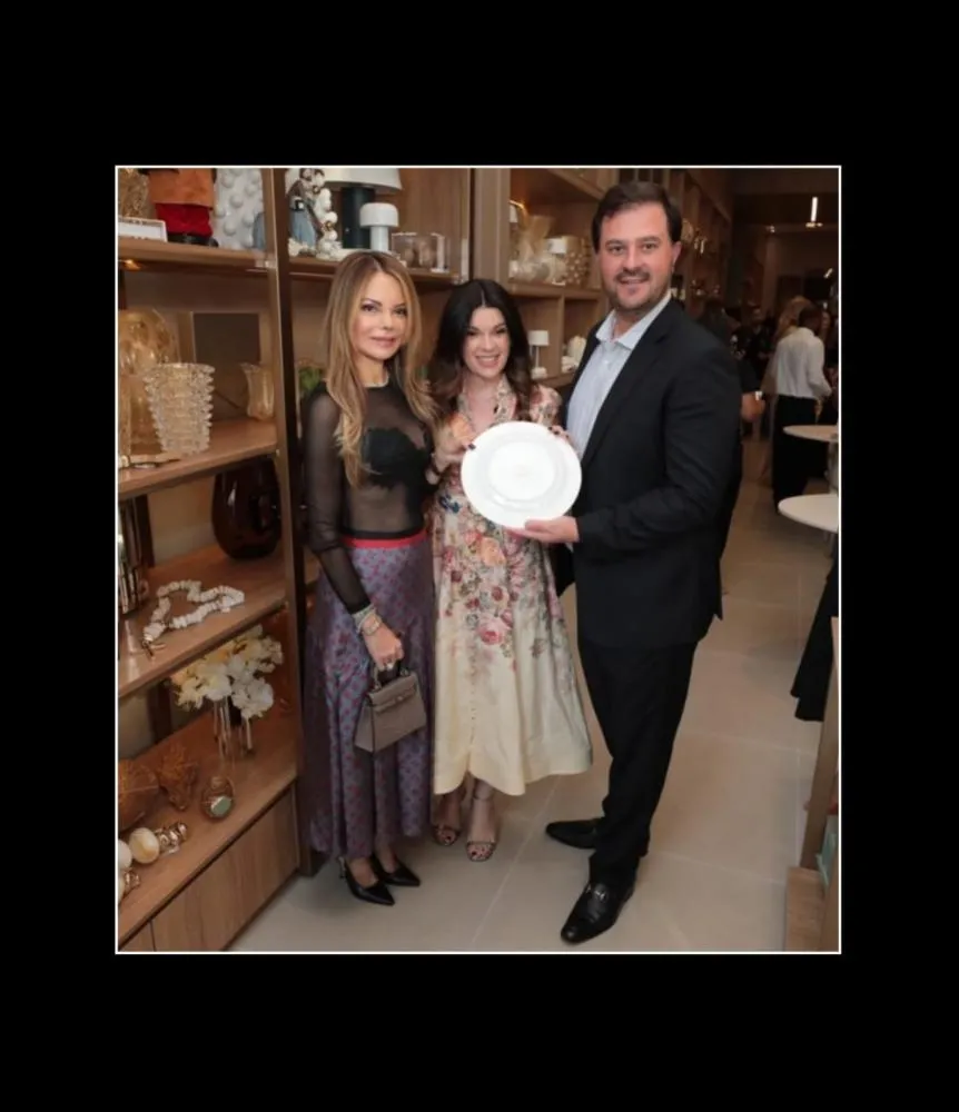 Primeira-dama de MT recebe homenagem de Roberta Granzotto e Strauss com a linha de peças de porcelana ‘Virginia Mendes’ confira a galeria de fotos