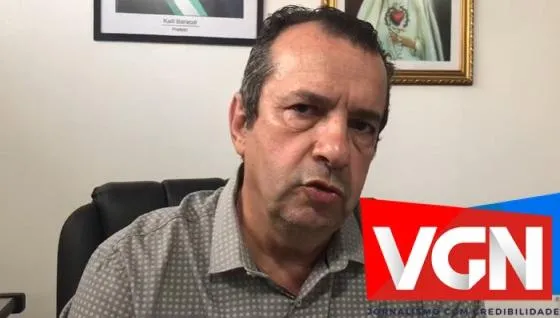 Presidente do DAE elogia Kalil como “melhor prefeito da história” por dobrar produção de água em VG Carlos Alberto espera que a prefeita eleita, Flávia Moretti (PL) dê continuidade no trabalho e evite privatizar a autarquia