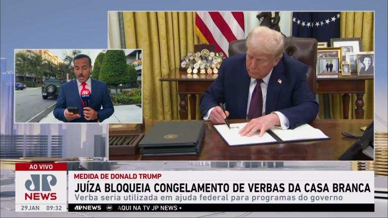 Juíza bloqueia decisão de Trump de congelar gastos federais