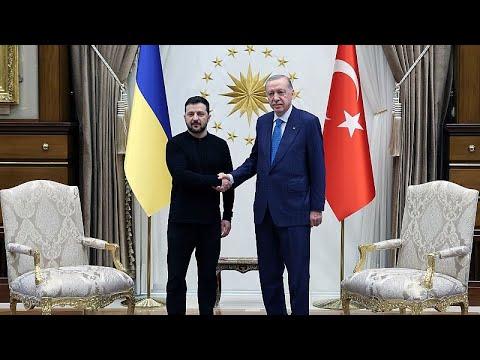Zelenskyy cancela visita à Arábia Saudita na sequência de reunião entre os EUA e a Rússia