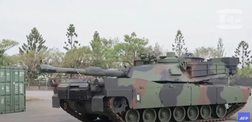 Taiwan recebe primeiro lote de tanques americanos Abrams